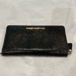Elaine Turner Hold & Black Snake Embossed Wallet